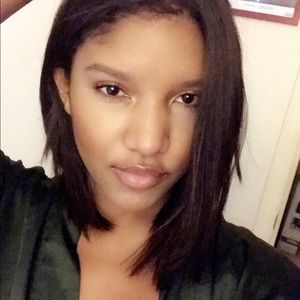 Meet your Posher, Isamar